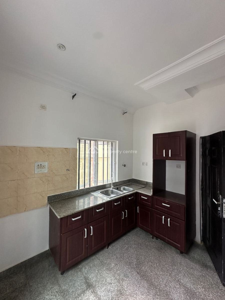 Spacious Well Maintained 2 Bed Apartment, Ikate, Lekki, Lagos, Flat / Apartment for Rent