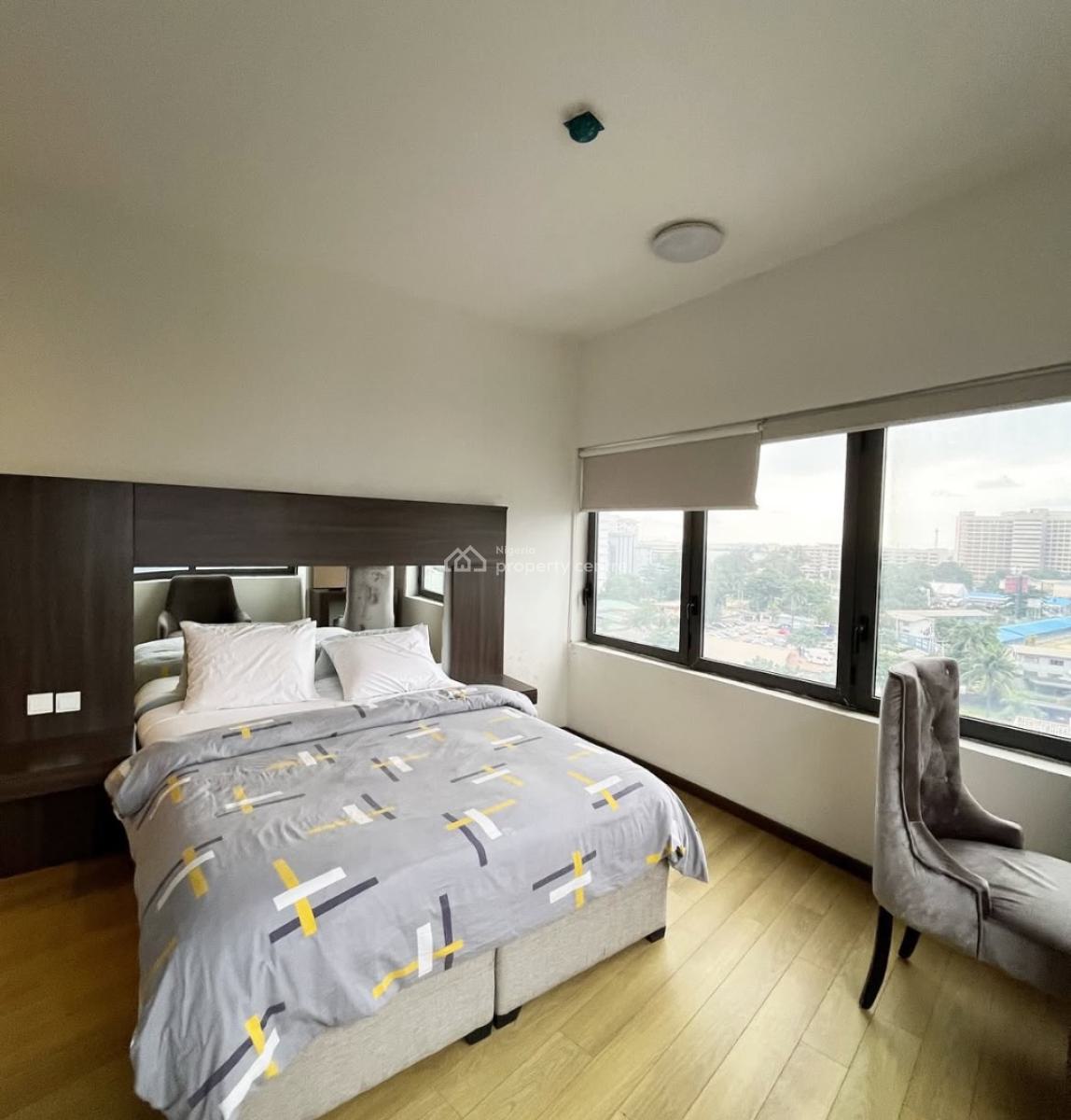 Fully Furnished 4 Bedroom Apartment, Victoria Island (vi), Lagos, Flat / Apartment for Rent