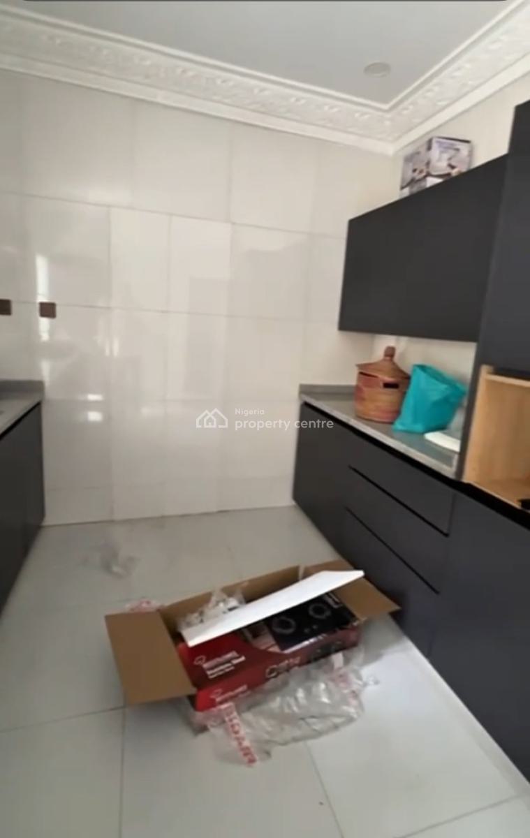 Fully Furnished 2 Bedroom  Flat with Gen and Inverter, Off Amino Kano( By Domino Pizza), Wuse 2, Abuja, Flat / Apartment for Rent
