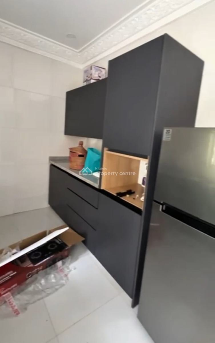 Fully Furnished 2 Bedroom  Flat with Gen and Inverter, Off Amino Kano( By Domino Pizza), Wuse 2, Abuja, Flat / Apartment for Rent