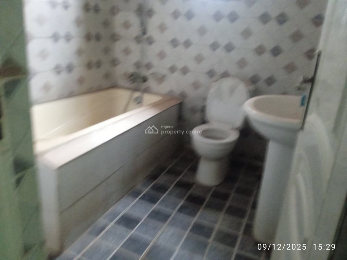 Spacious 4 Bedroom Detached Bungalow, Store, Gatehouse, Tarred Road, Gwarimpa Extenion, Gwarinpa, Abuja, Detached Bungalow for Rent