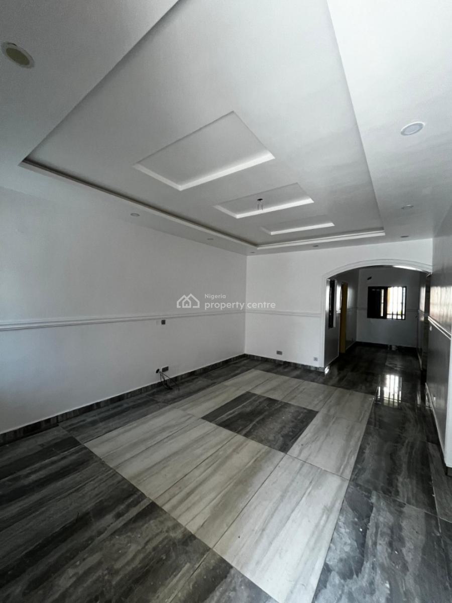 2 Bedroom Apartment Inside a Gated Estate, Ikate, Lekki, Lagos, Flat / Apartment for Rent