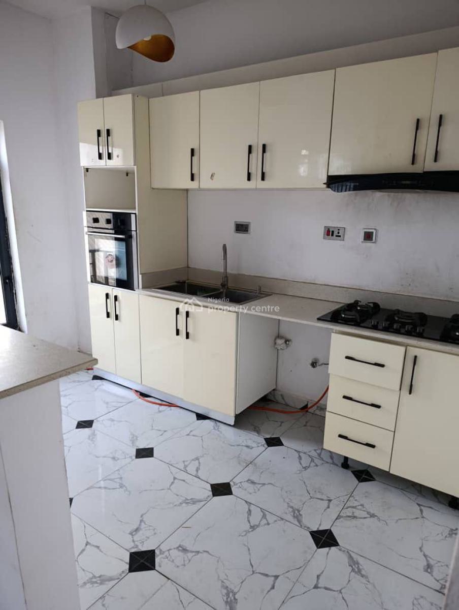 Luxury Serviced 2 Bedroom Flat Well Maintained, Lekki Conservation Road, Lekki, Lagos, Flat / Apartment for Rent