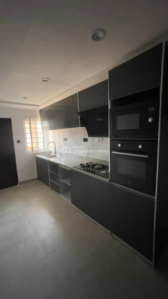 4 Units of 3 Bedroom Apartments, Lekki Phase 1, Lekki, Lagos, Flat / Apartment for Sale