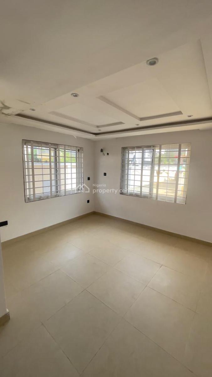 4 Units of 3 Bedroom Apartments, Lekki Phase 1, Lekki, Lagos, Flat / Apartment for Sale