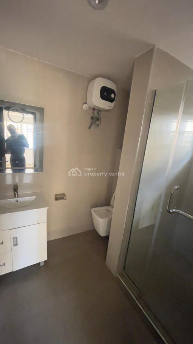 4 Units of 3 Bedroom Apartments, Lekki Phase 1, Lekki, Lagos, Flat / Apartment for Sale