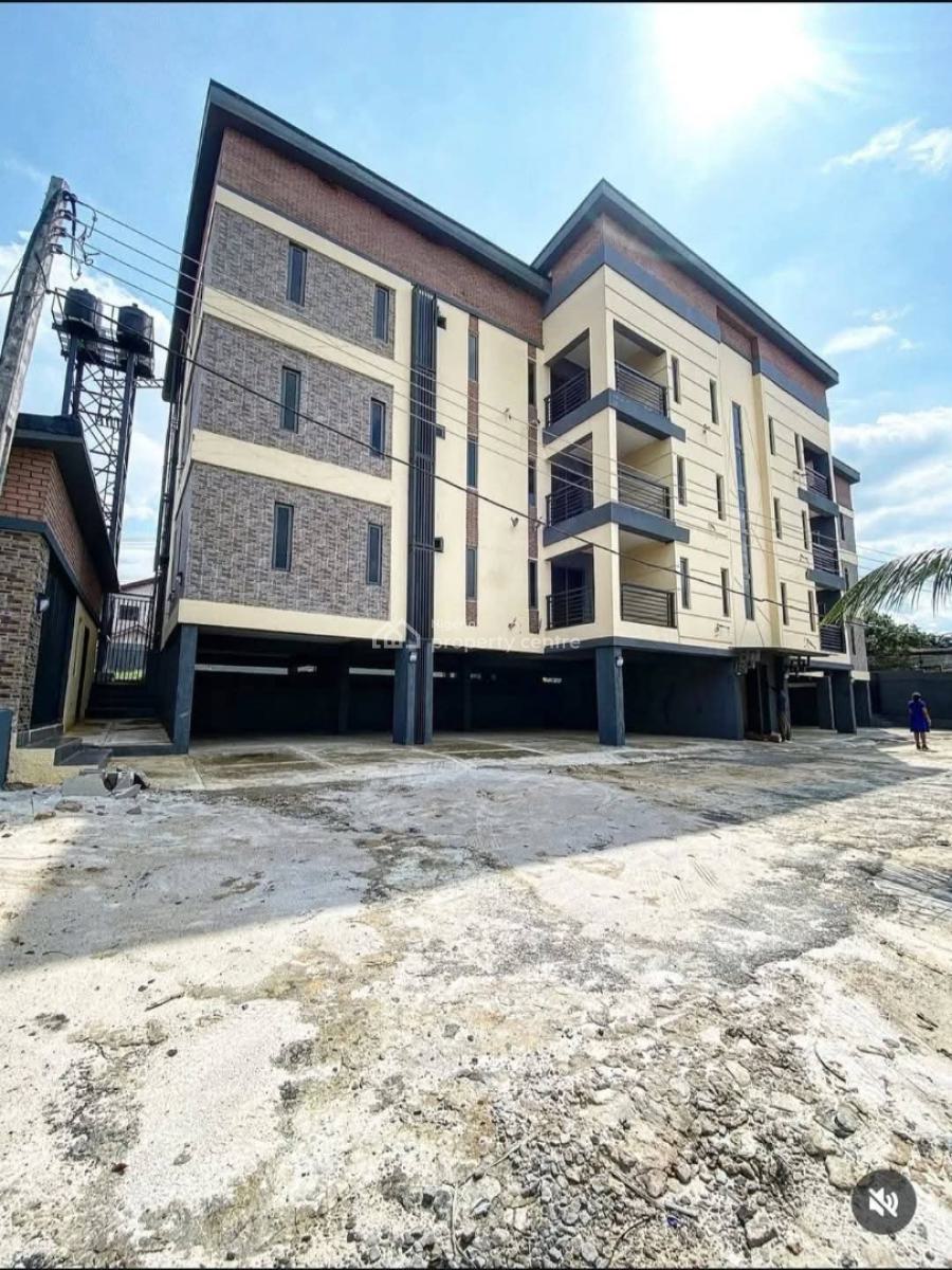 Luxurious 4 Bedroom Apartment with Federal Light and Security, Gra  Port, Old Gra, Port Harcourt, Rivers, Flat / Apartment for Rent