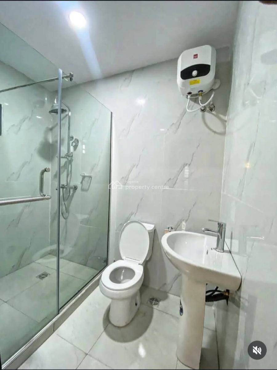 Luxurious 4 Bedroom Apartment with Federal Light and Security, Gra  Port, Old Gra, Port Harcourt, Rivers, Flat / Apartment for Rent