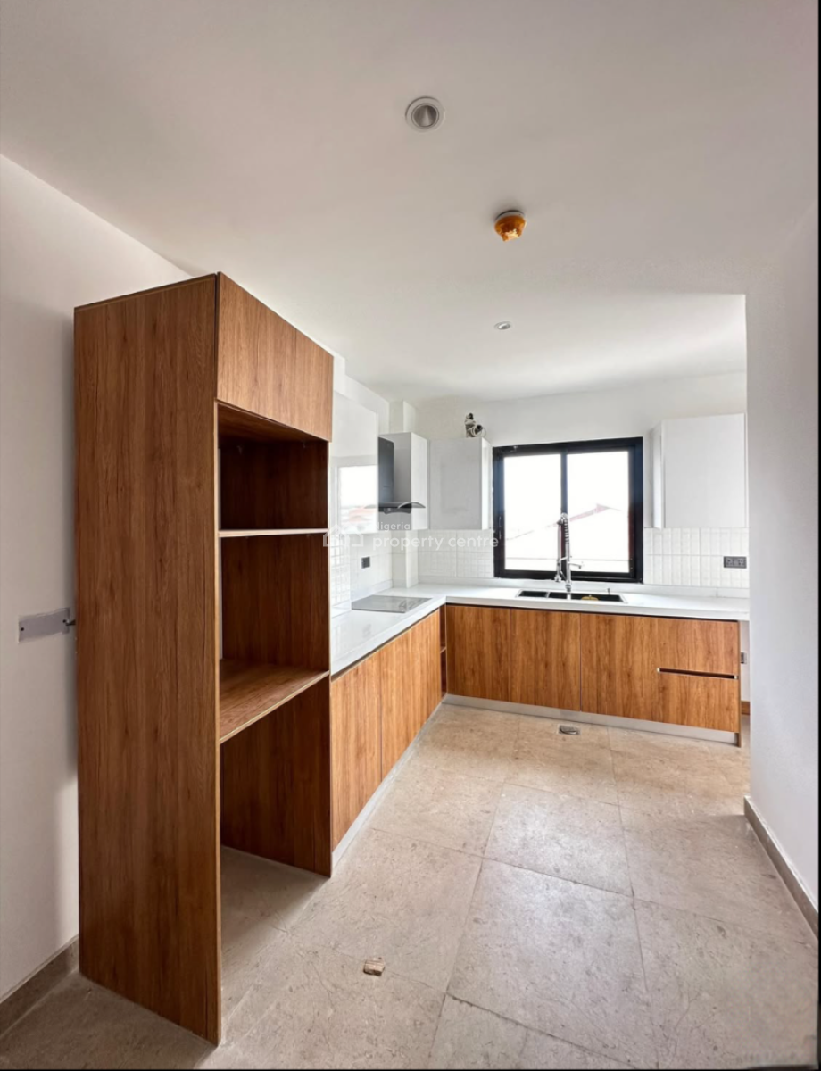 Dreamy 4 Bedroom Loft in a Serviced Court, Close to Banana Island, Ikoyi, Lagos, Flat / Apartment for Rent