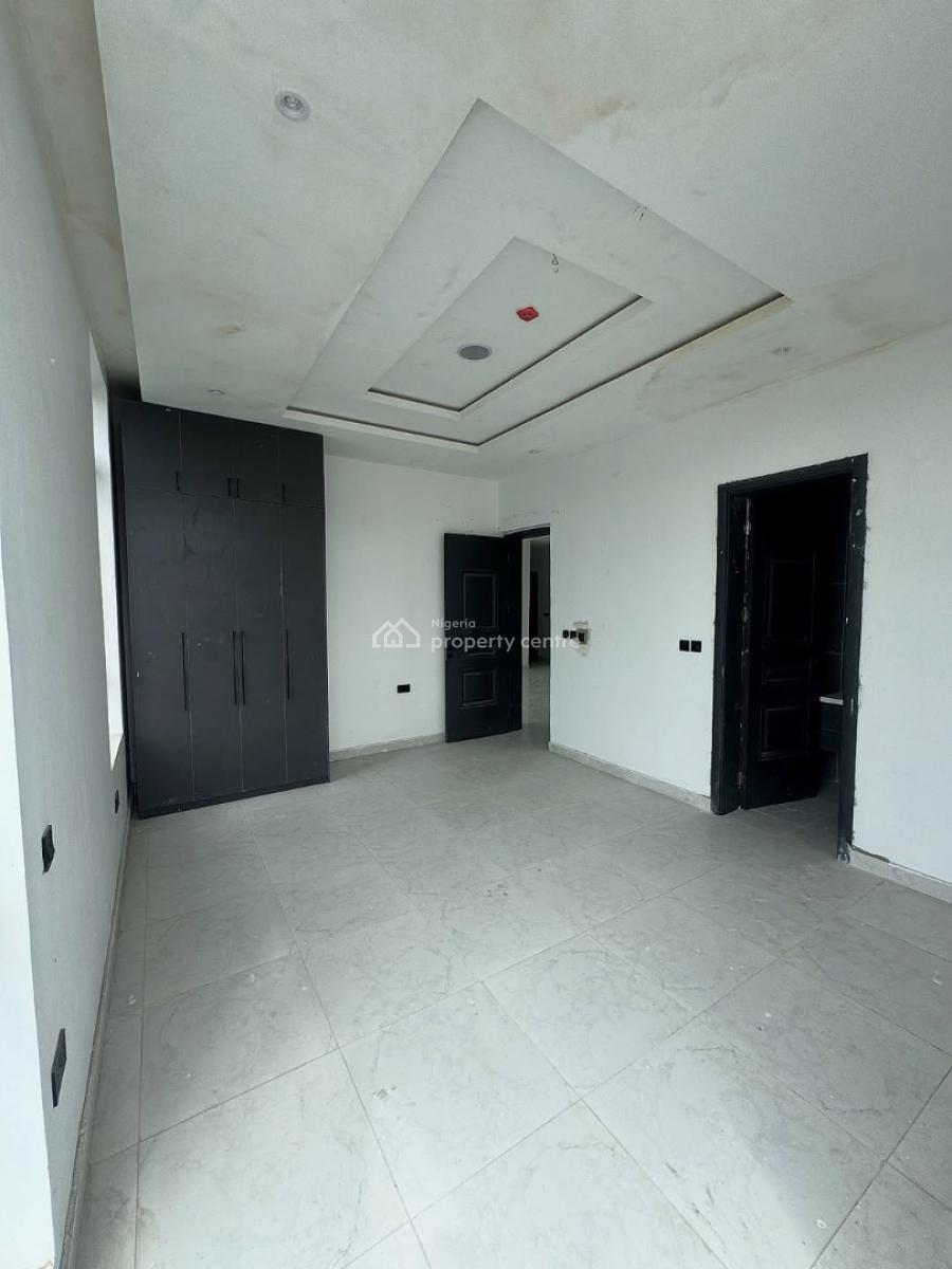 Luxurious 2 Bedroom Apartment with Swimming Pool, Elevator and Gym, Admiralty Way, Lekki Phase 1, Lekki, Lagos, Flat / Apartment for Sale