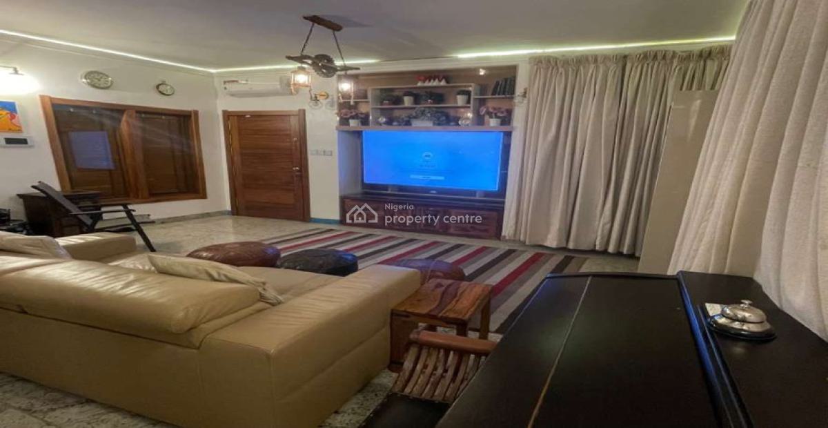 Neat and Fully Furnished 4-bedroom Maisonette, Lekki Phase 1, Lekki, Lagos, Flat / Apartment for Rent