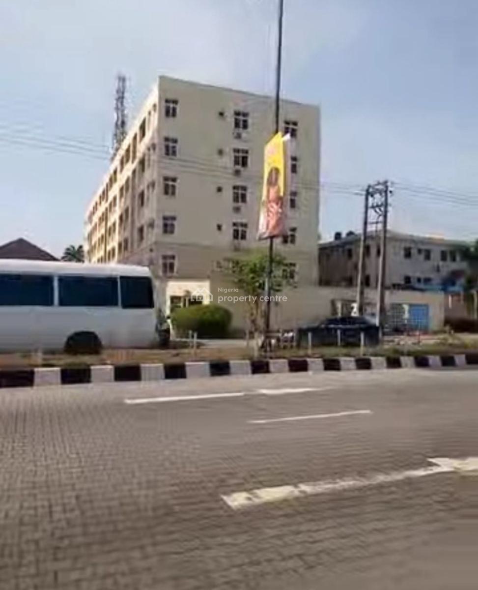 Juicy Bareland 12.780 Square Meters, on Admiralty Way, Lekki Phase 1, Lekki, Lagos, Mixed-use Land for Sale