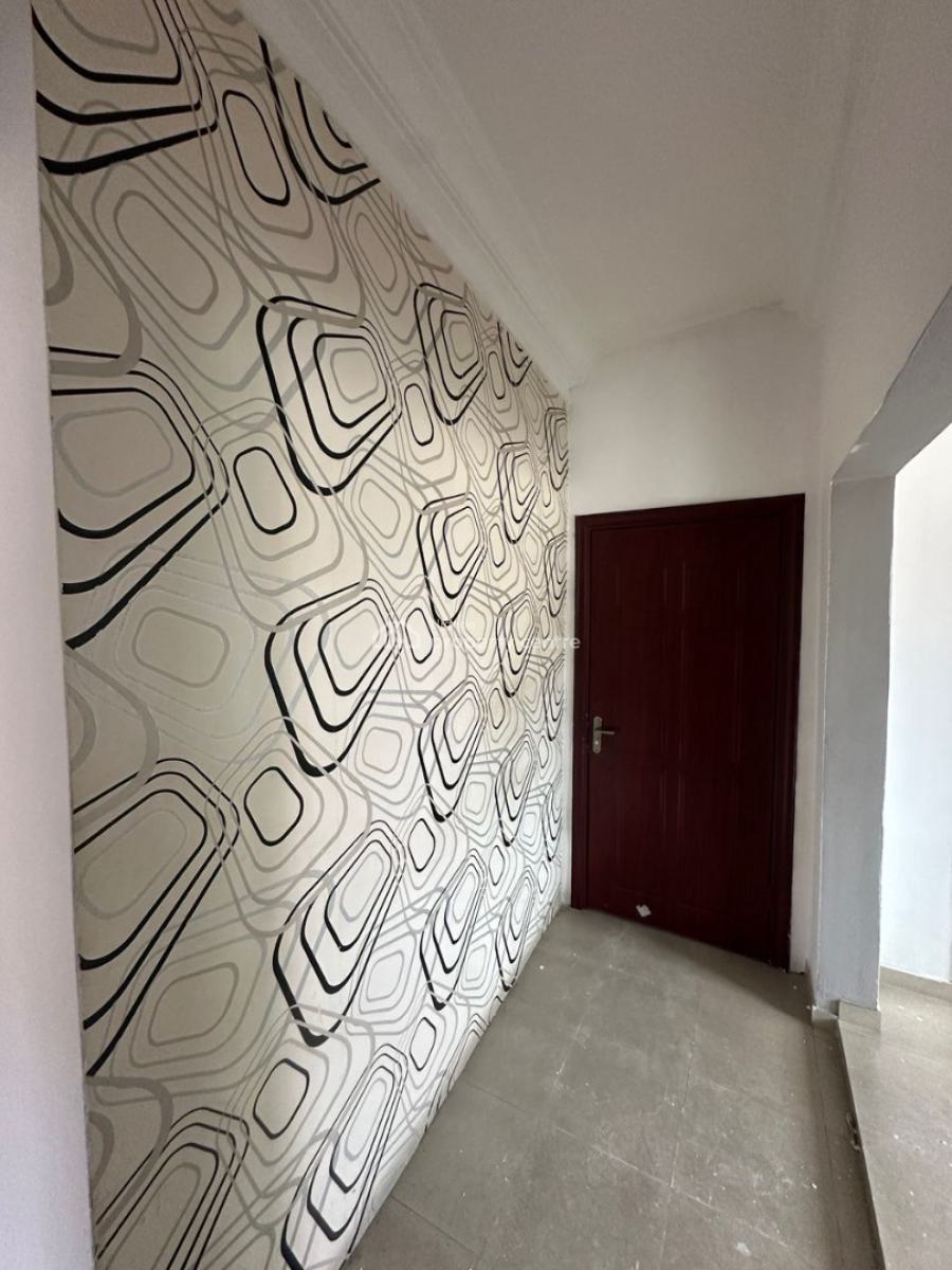 Well Maintained 2 Bed Apartment, Lekki Phase 1, Lekki, Lagos, Commercial Property for Rent