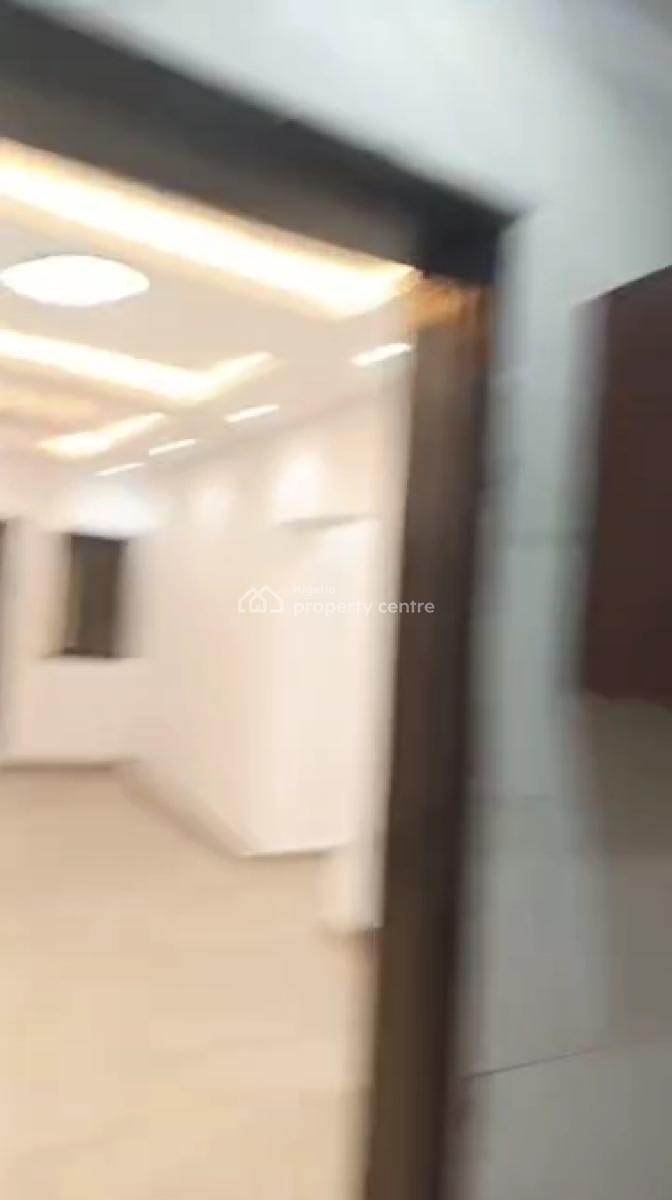 Executive, Very Decent and Standard 3-bedroom Flat, Akoka, Yaba, Lagos, Flat / Apartment for Rent