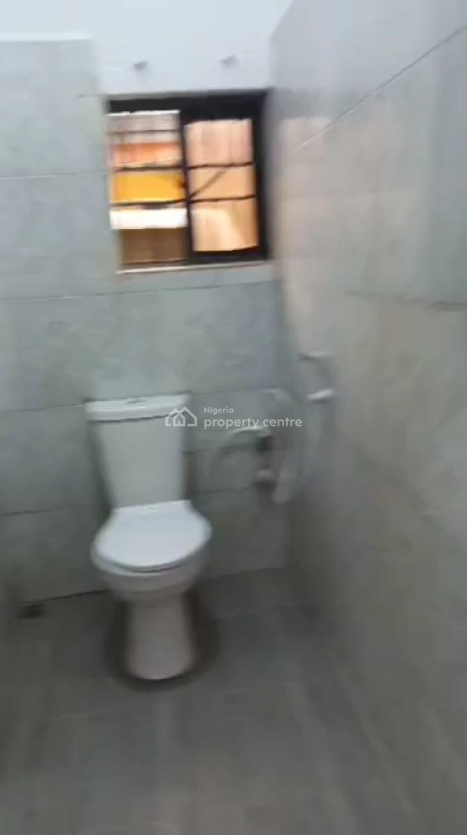 Executive, Very Decent and Standard 3-bedroom Flat, Akoka, Yaba, Lagos, Flat / Apartment for Rent