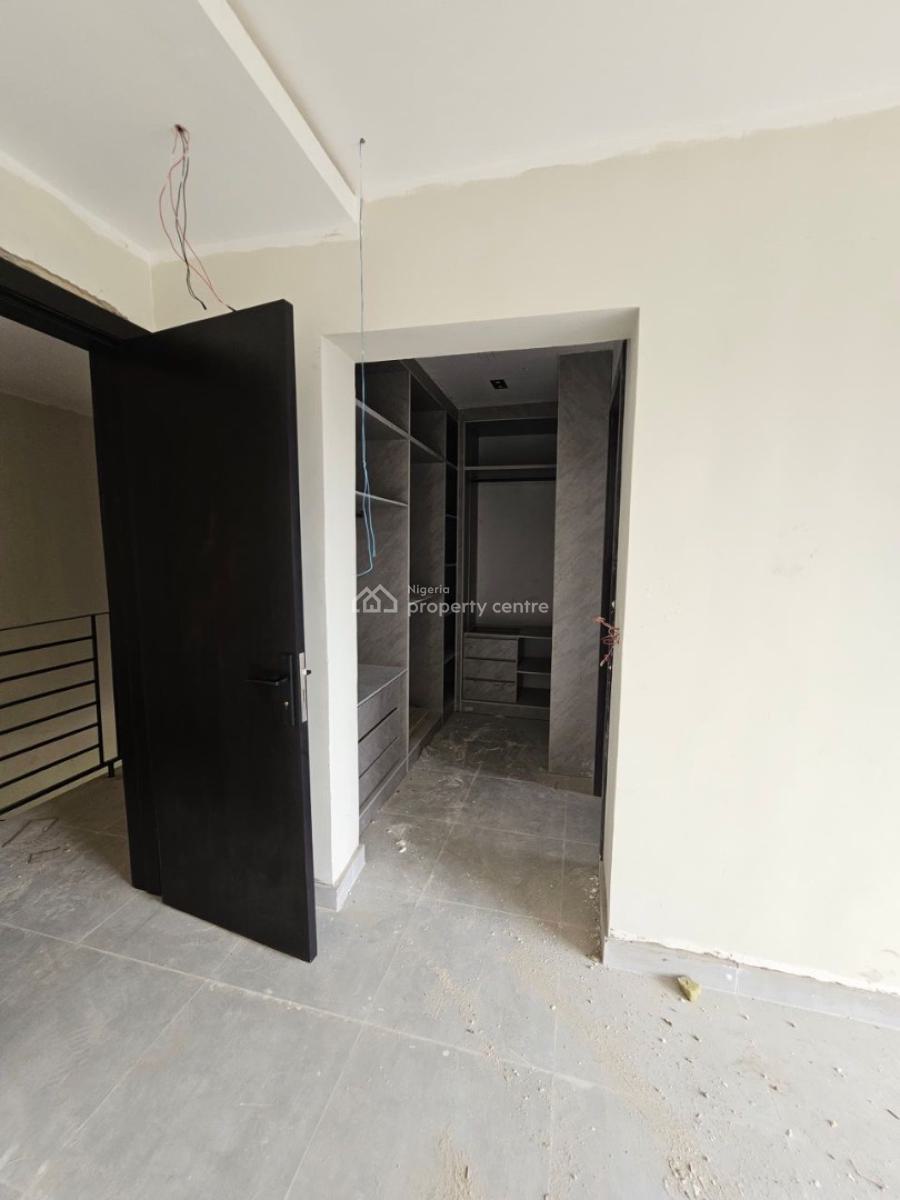 Exquisite 4 Bedroom Terrace Duplex with Bq in Serene Environment, Obanikoro, Shomolu, Lagos, Terraced Duplex for Sale