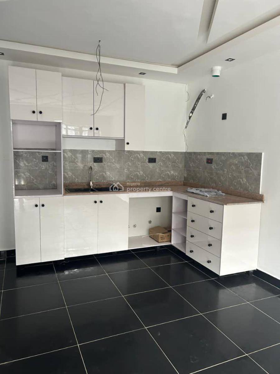 Exquisitely Built 2 Bedroom Apartment, Ikeja, Lagos, Flat / Apartment for Sale