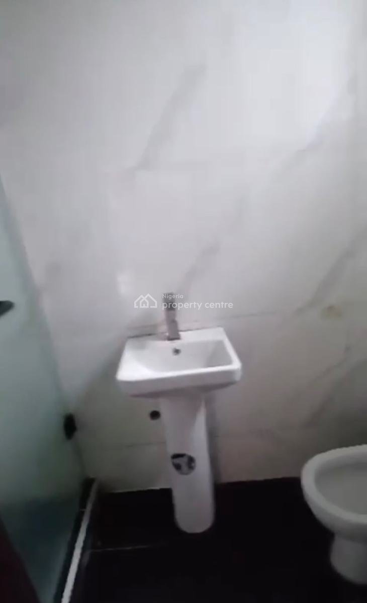 Above Is a Spacious  and Big Bq, Ado Road, Ajah, Lagos, Flat / Apartment for Rent