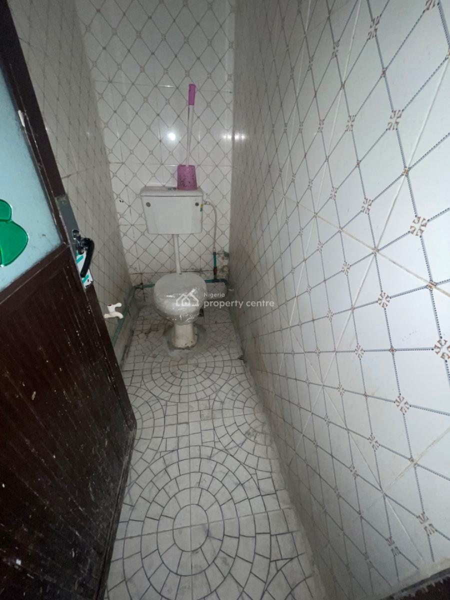 Standard and Spacious 2 Bedroom Flat, Old Yaba Road, Adekunle, Yaba, Lagos, Flat / Apartment for Rent