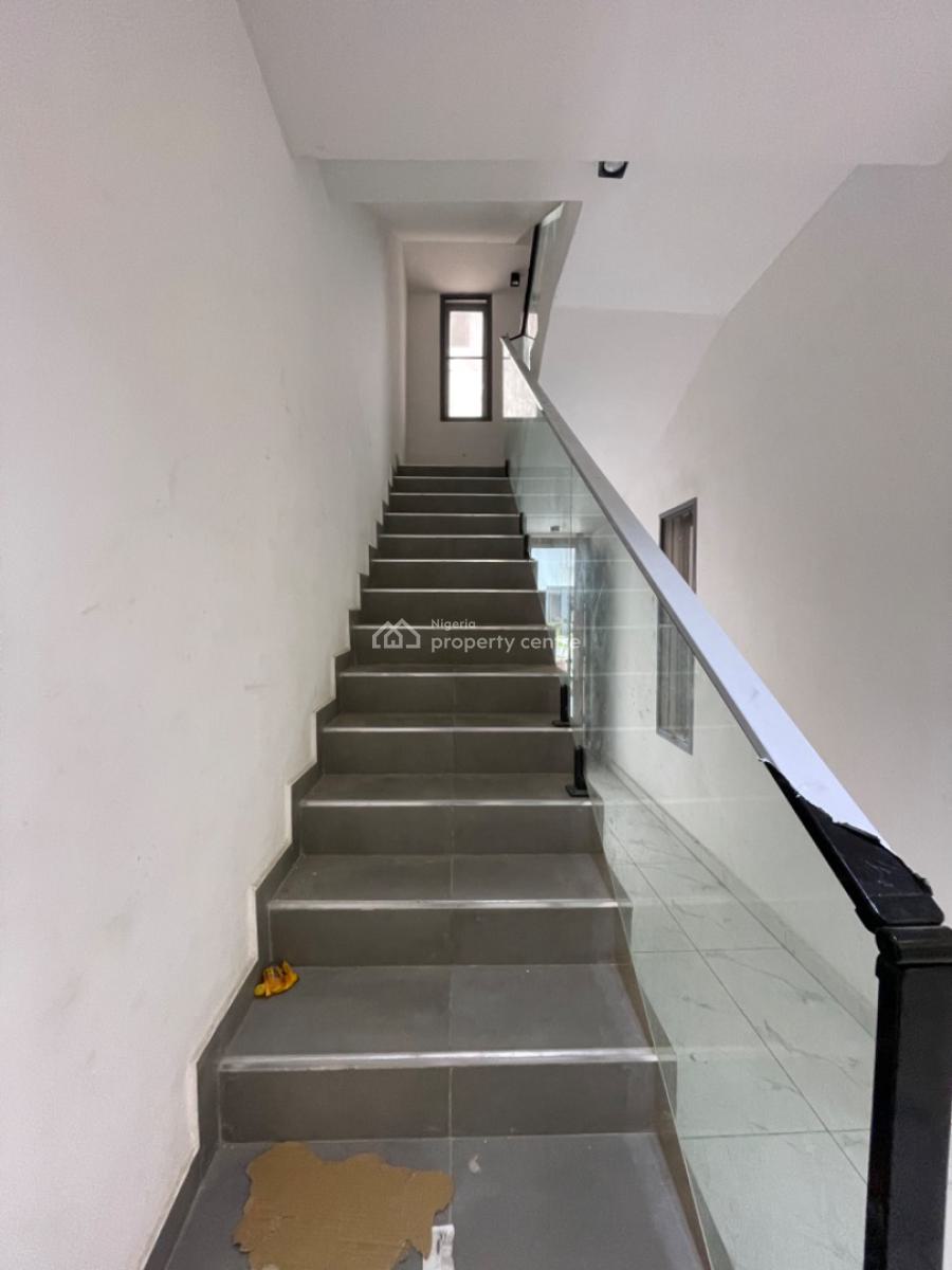 4 Bedroom Semi Detached Duplex with a Bq, Lekki Phase 1, Lekki, Lagos, Semi-detached Duplex for Rent