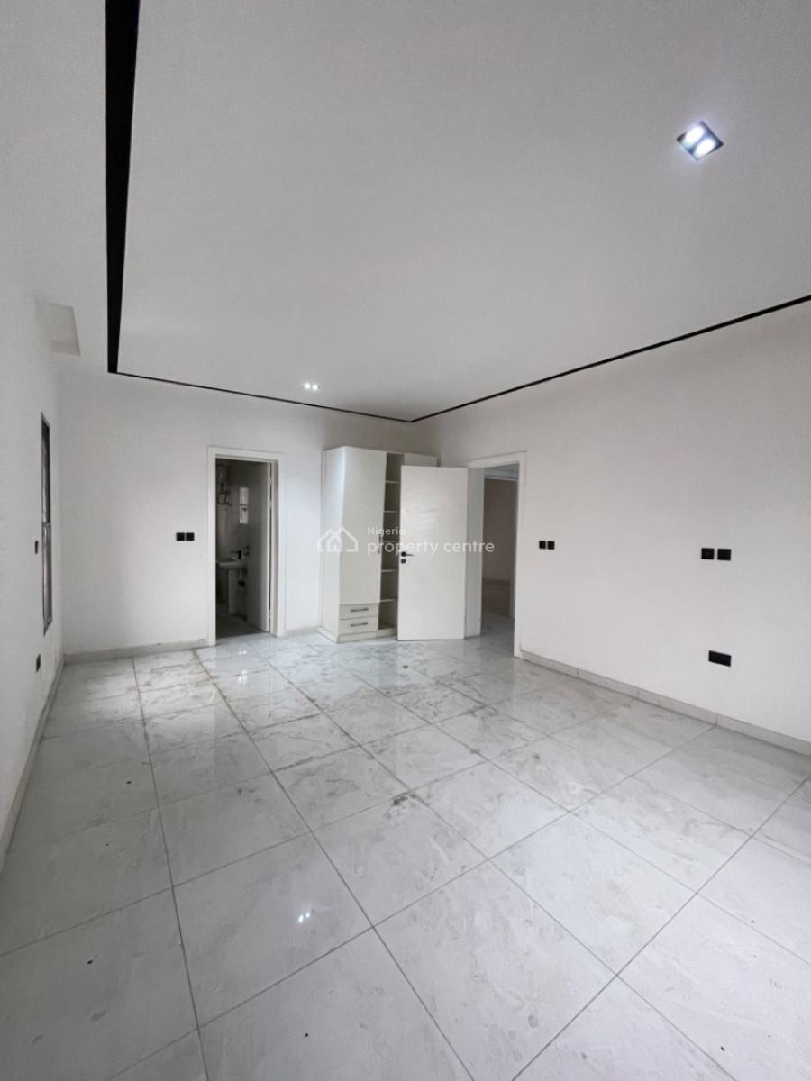 4 Bedroom Semi Detached Duplex with a Bq, Lekki Phase 1, Lekki, Lagos, Semi-detached Duplex for Rent