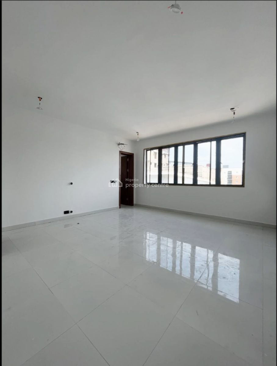 Expansive 4 Bedroom Townhouse in a New Estate, Off Freedom Way, Lekki Phase 1, Lekki, Lagos, House for Rent
