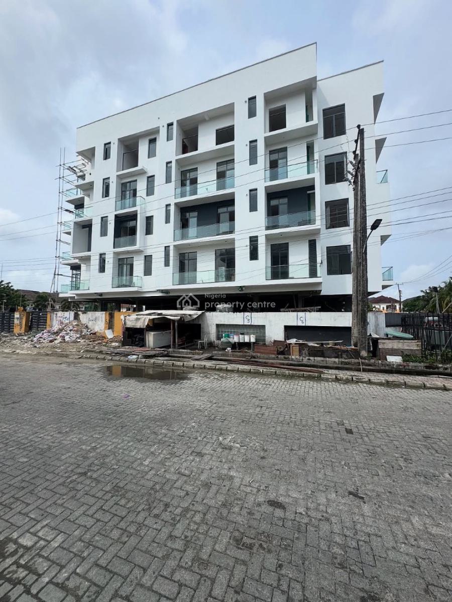 Beautifully Built 2 Bedroom Apartment with Pool, Gym & Elevator, Lekki Phase 1, Lekki, Lagos, Flat / Apartment for Sale