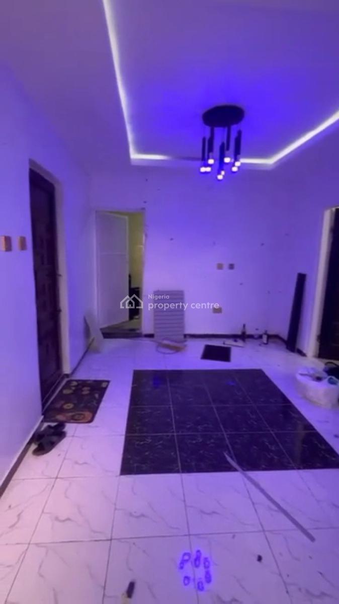 Relatively Newly Built Up Flat with 2 Toilet, Soluyi, Gbagada, Lagos, Mini Flat (room and Parlour) for Rent