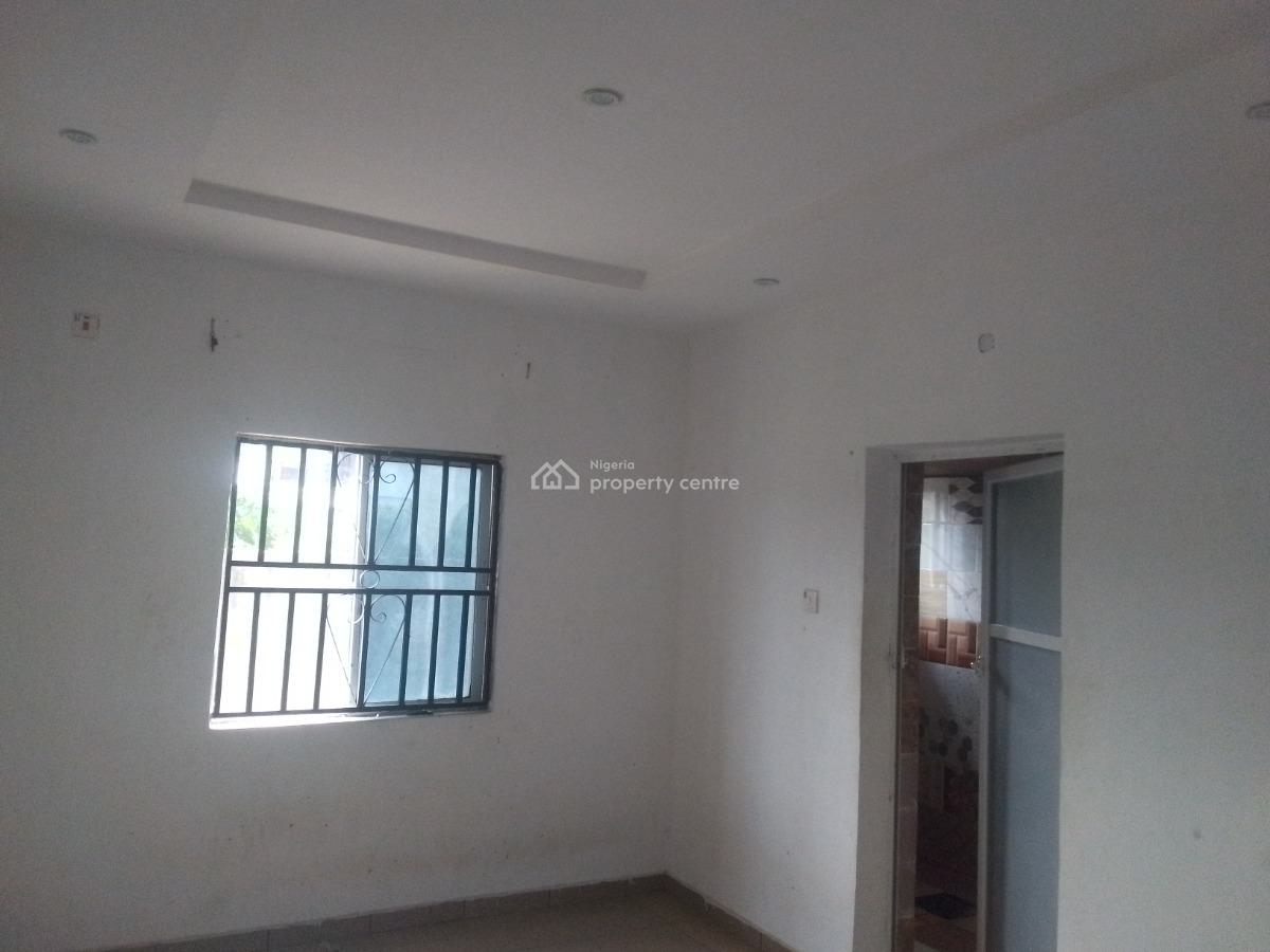Spacious Luxury Selfcon with Excellent Features, Muniru Street, Ogombo, Ajah, Lagos, Self Contain (single Rooms) for Rent