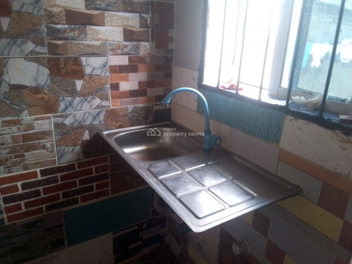 Spacious Luxury Selfcon with Excellent Features, Muniru Street, Ogombo, Ajah, Lagos, Self Contain (single Rooms) for Rent