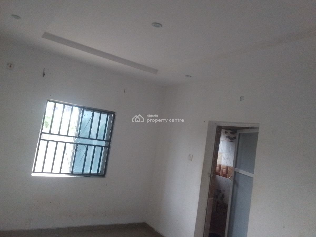 Spacious Luxury Selfcon with Excellent Features, Muniru Street, Ogombo, Ajah, Lagos, Self Contain (single Rooms) for Rent