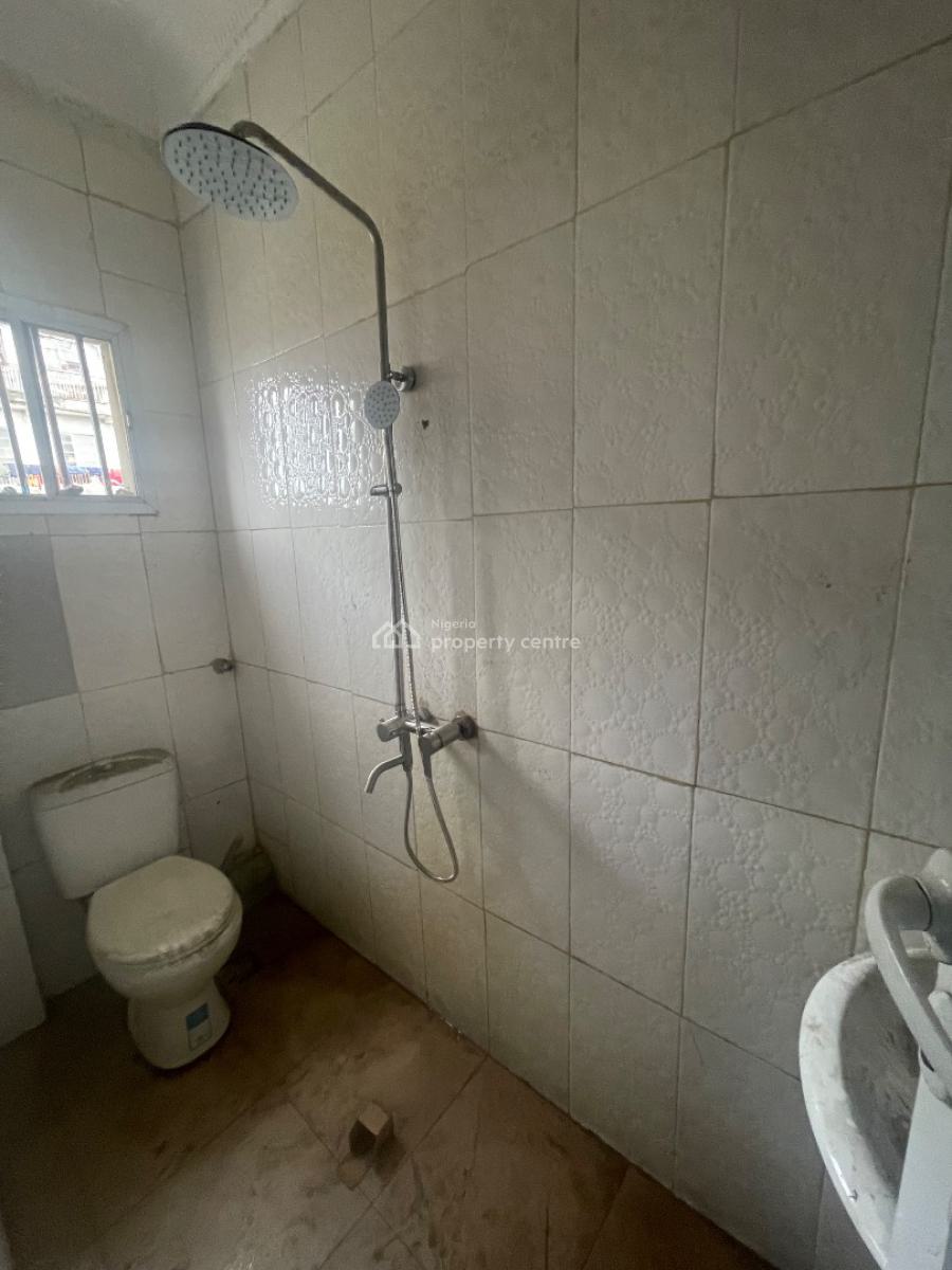 Standard and Executive 2bedroom Flat, Ebute Metta, Ebute Metta West, Yaba, Lagos, Flat / Apartment for Rent