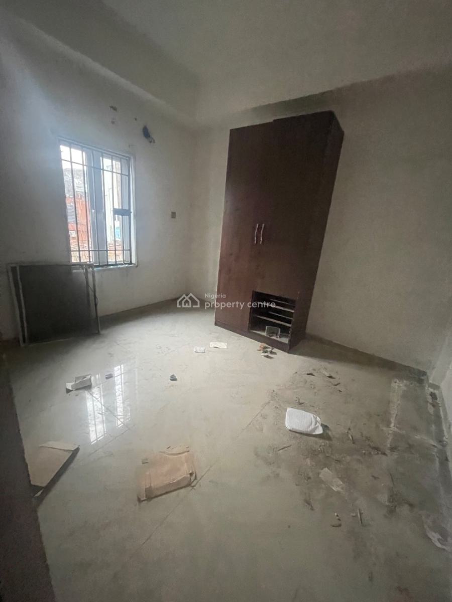 Standard and Executive 2bedroom Flat, Ebute Metta, Ebute Metta West, Yaba, Lagos, Flat / Apartment for Rent