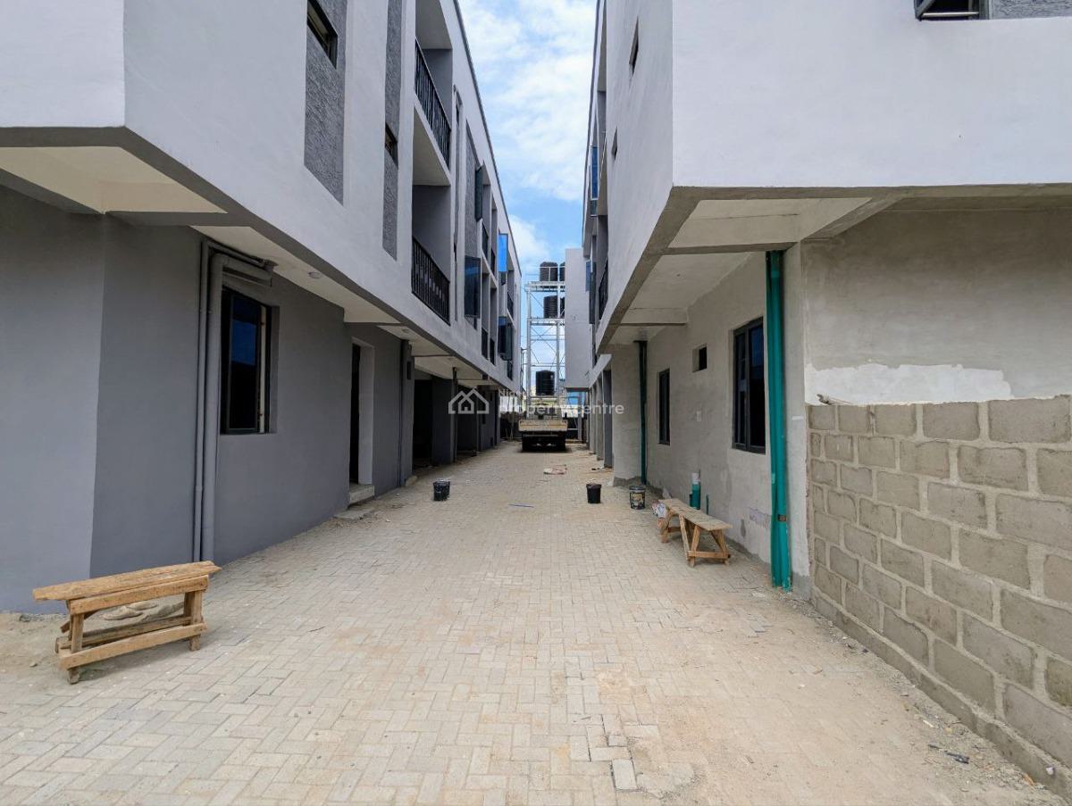 Open Plan 1 Bedroom Apartment in a Gated Area, Off Spg Road, Ologolo, Igbo Efon, Lekki, Lagos, Flat / Apartment for Sale