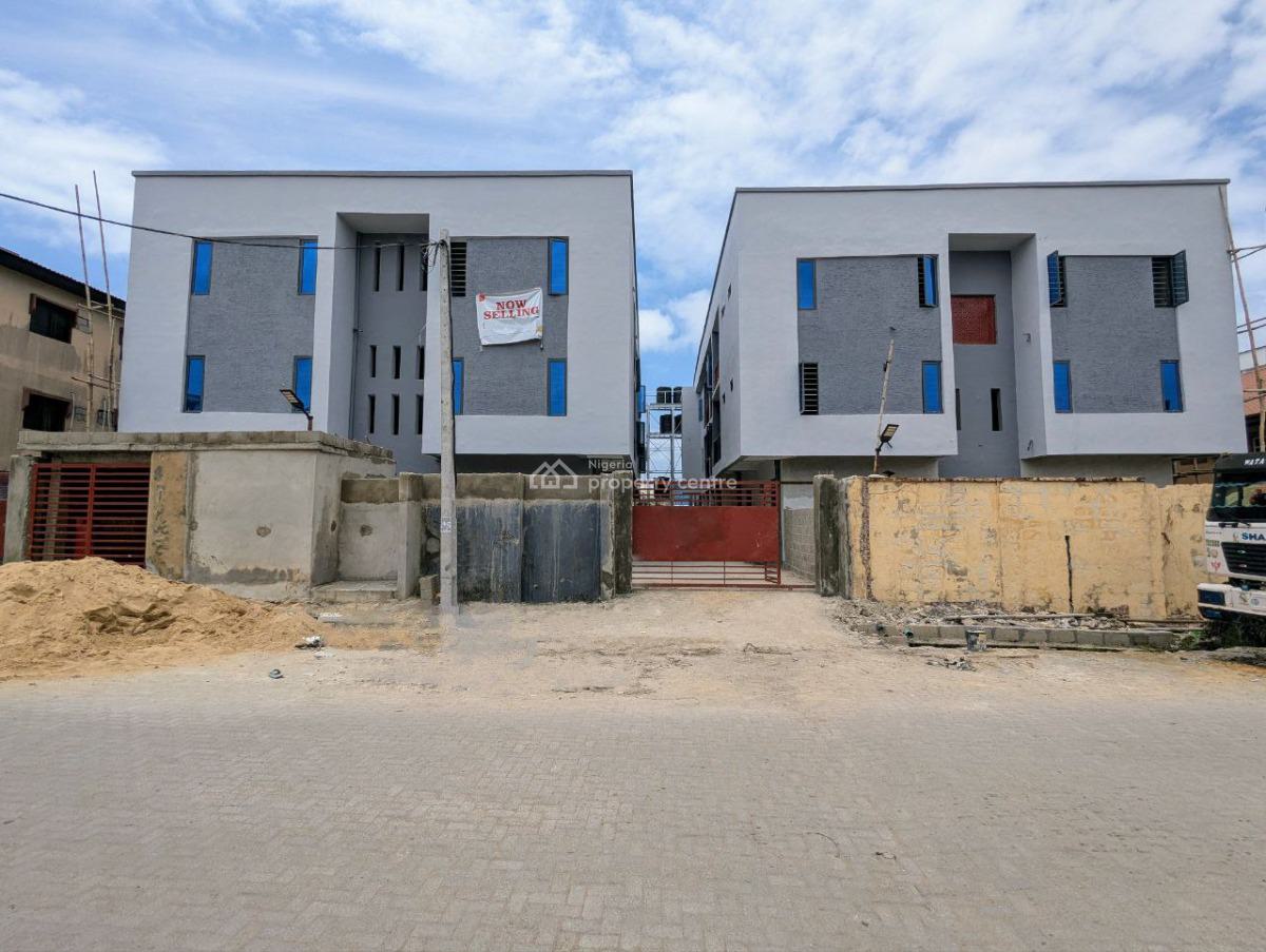 Open Plan 1 Bedroom Apartment in a Gated Area, Off Spg Road, Ologolo, Igbo Efon, Lekki, Lagos, Flat / Apartment for Sale