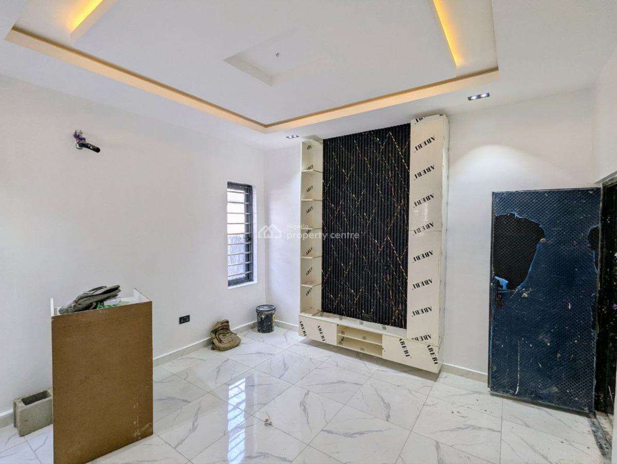 Open Plan 1 Bedroom Apartment in a Gated Area, Off Spg Road, Ologolo, Igbo Efon, Lekki, Lagos, Flat / Apartment for Sale