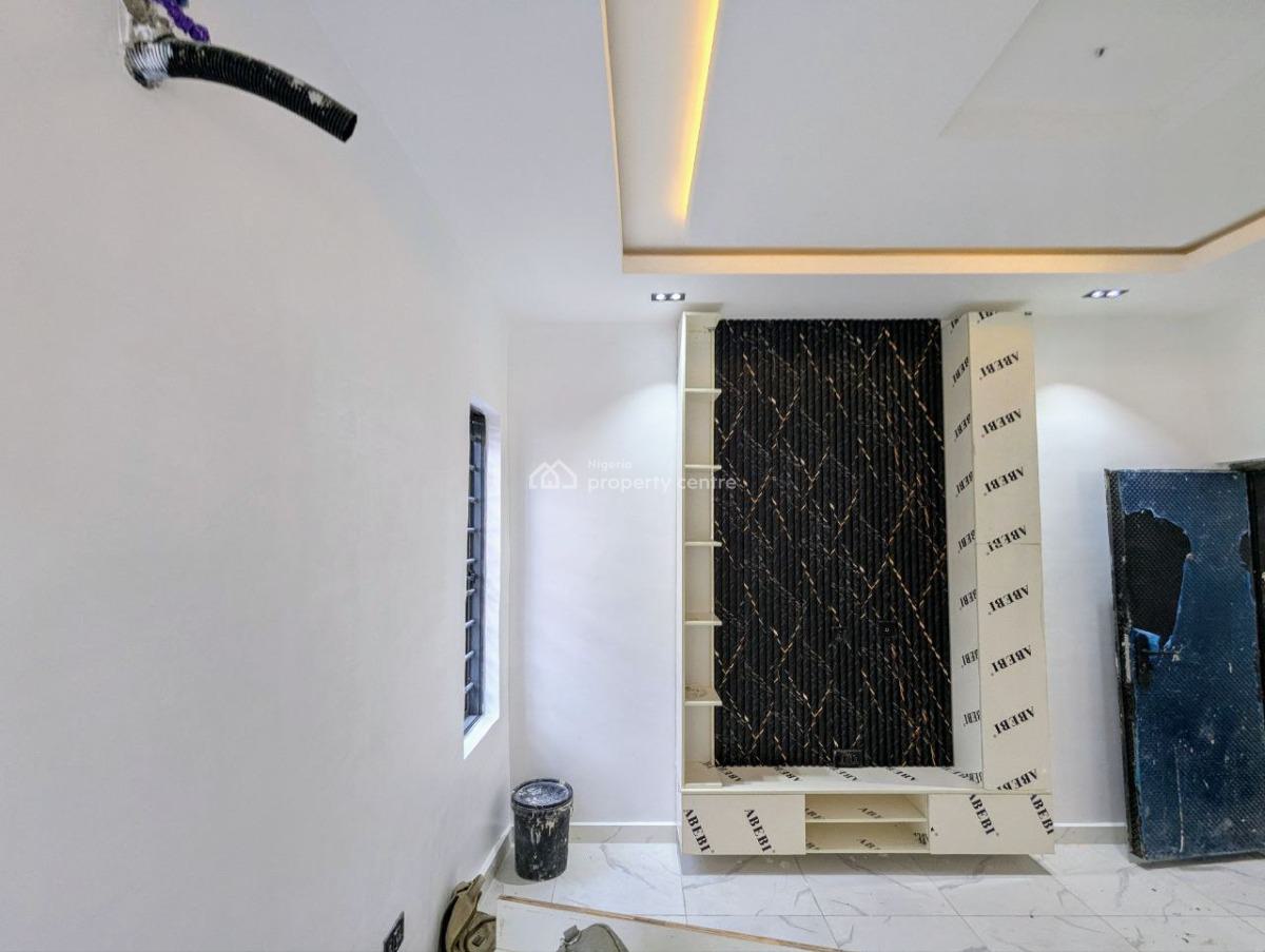 Open Plan 1 Bedroom Apartment in a Gated Area, Off Spg Road, Ologolo, Igbo Efon, Lekki, Lagos, Flat / Apartment for Sale