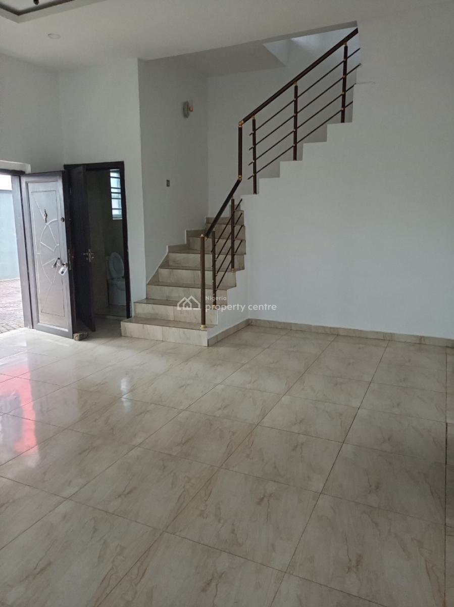 4 Bedroom Duplex Secured Estate, Ikota, Lekki, Lagos, Semi-detached Duplex for Rent