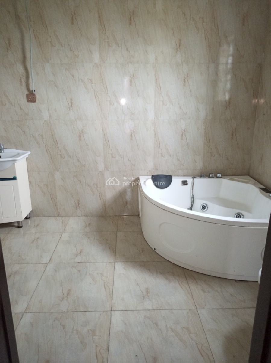 4 Bedroom Duplex Secured Estate, Ikota, Lekki, Lagos, Semi-detached Duplex for Rent