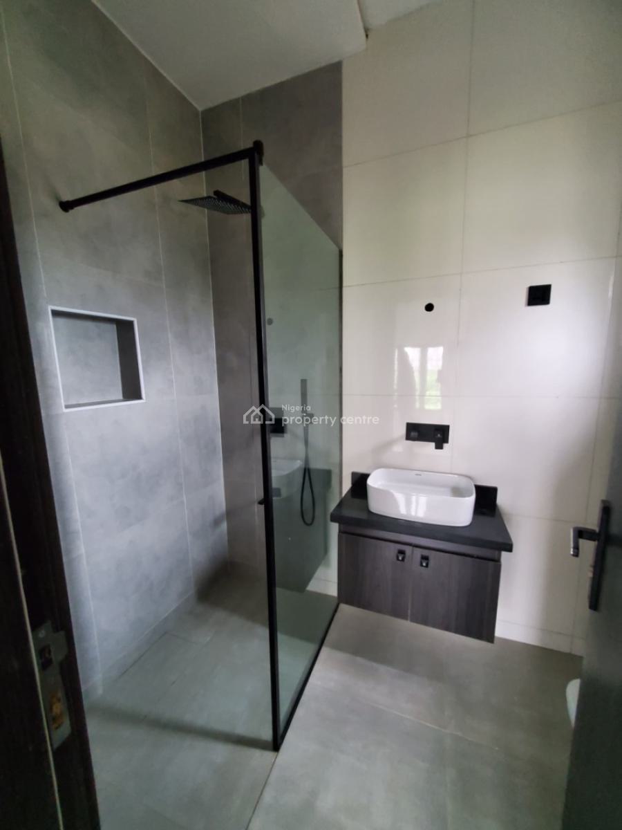 an Exquisitely Finished 3-bedroom with Guest Room in an Estate, Fo1 Layout, Kubwa, Abuja, Flat / Apartment for Rent