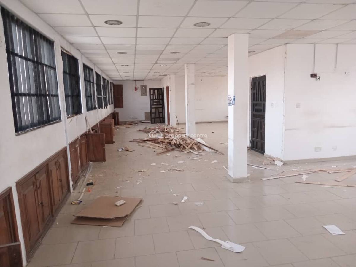 120 Square Meter Office Space, Off Mobolaji Bank Anthony Way, Ikeja, Lagos, Office Space for Rent