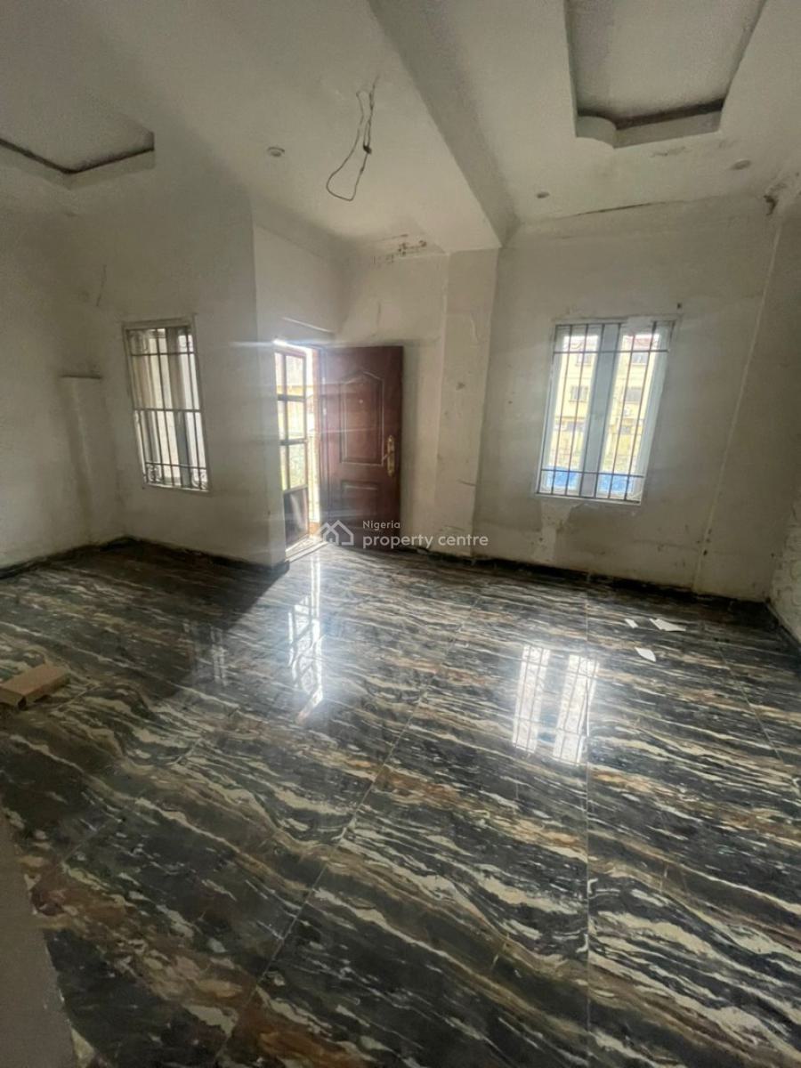 Standard and Executive 2 Bedroom Apartment, Adekunle, Yaba, Lagos, Flat / Apartment for Rent