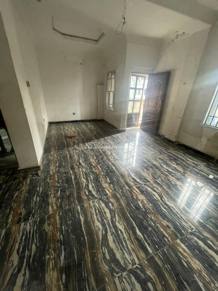 Standard and Executive 2 Bedroom Apartment, Adekunle, Yaba, Lagos, Flat / Apartment for Rent