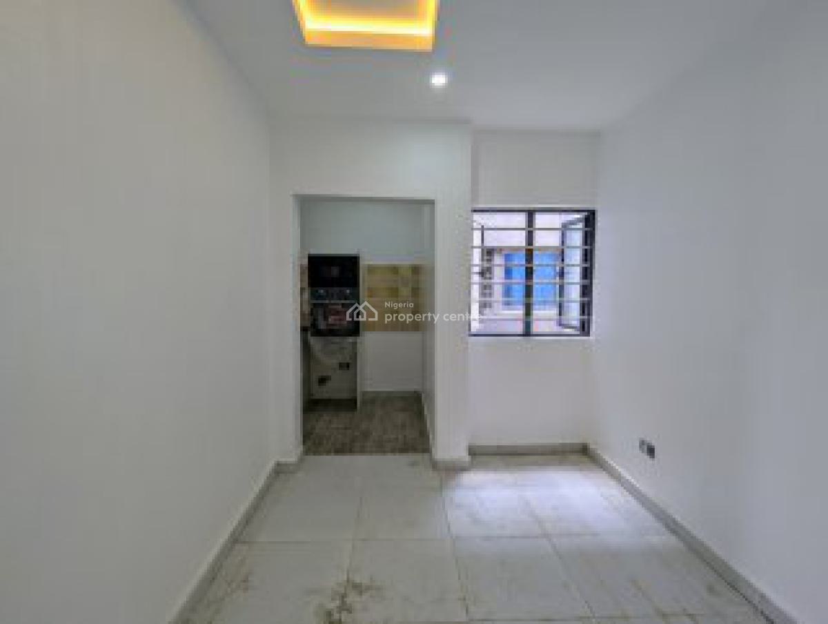 2 Bedroom Apartment in a Gated Area - Gov. Consent, Off Spg Road, Ologolo, Igbo Efon, Lekki, Lagos, Flat / Apartment for Sale