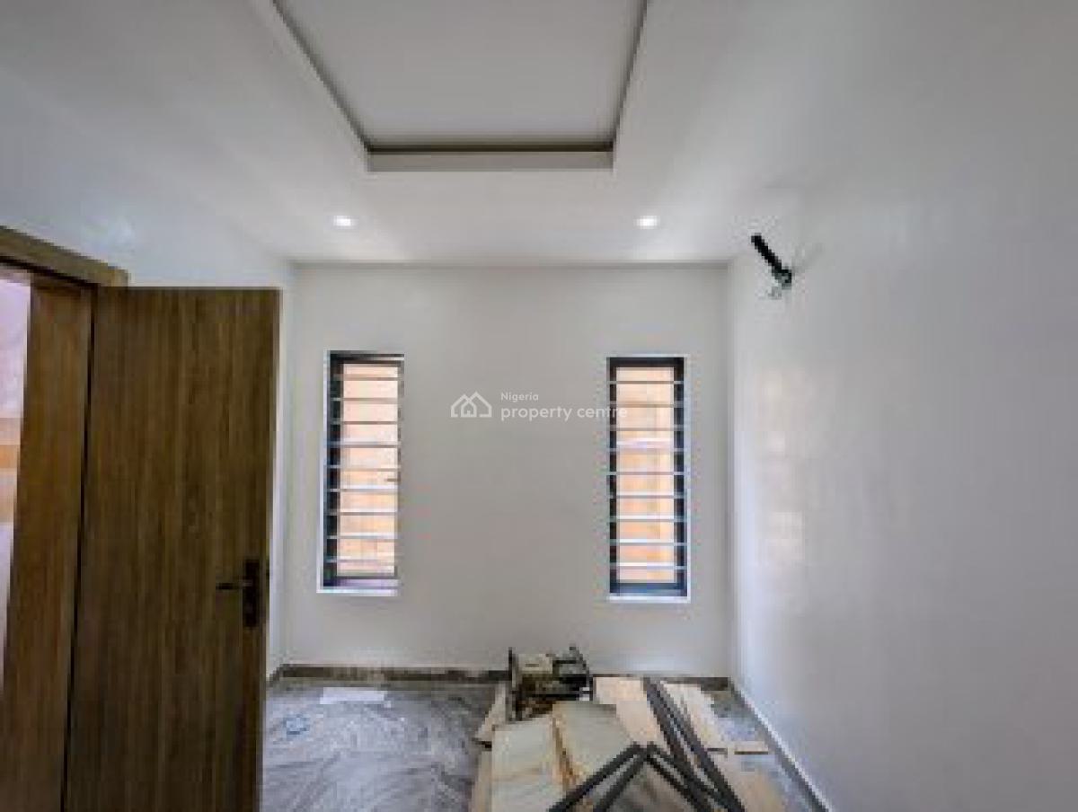 2 Bedroom Apartment in a Gated Area - Gov. Consent, Off Spg Road, Ologolo, Igbo Efon, Lekki, Lagos, Flat / Apartment for Sale