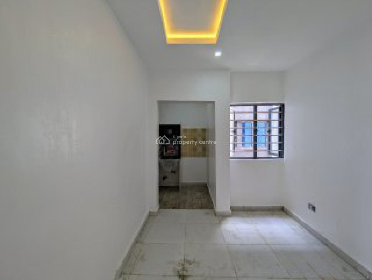 2 Bedroom Apartment in a Gated Area - Gov. Consent, Off Spg Road, Ologolo, Igbo Efon, Lekki, Lagos, Flat / Apartment for Sale