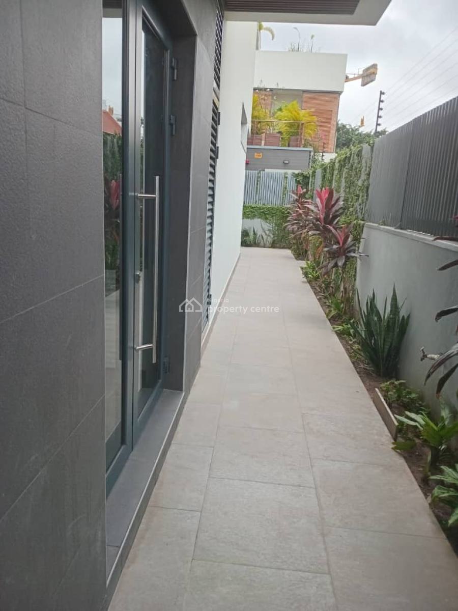 4 Bedroom Semi Detached Duplex with Swimming Pool and Bq, Old Ikoyi, Ikoyi, Lagos, Semi-detached Duplex for Rent