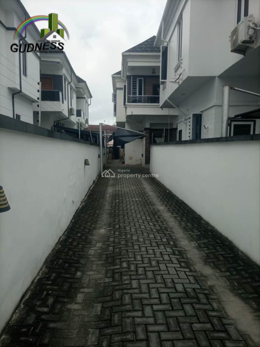 Sharp 4 Bedroom Semi Detached Duplex with a Bq, Osapa London, Osapa, Lekki, Lagos, Semi-detached Duplex for Rent