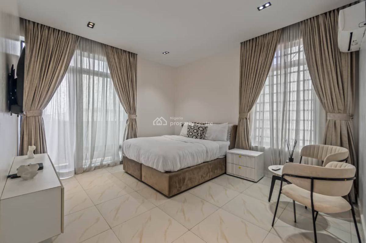 3 Bedroom Fully Furnished Penthouse, Lekki Phase 1, Lekki, Lagos, House for Sale