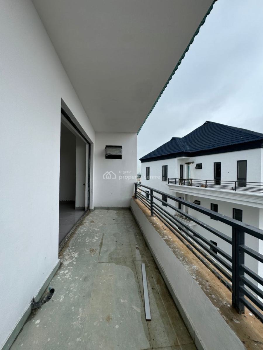 2 Bedroom Penthouse with Bq, Lekki Phase 1, Lekki, Lagos, House for Sale